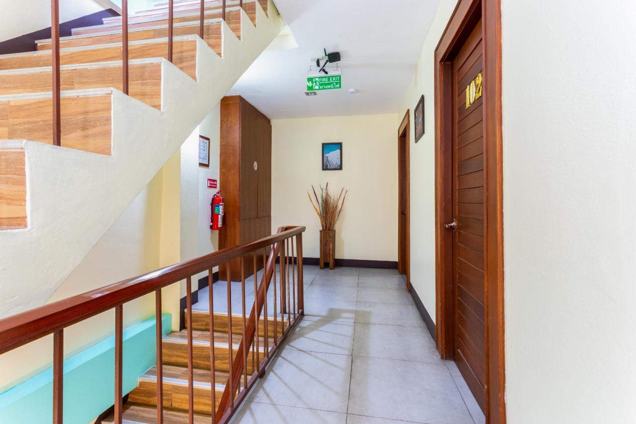 Oyo 1093 De Nawarat Chiang Mai Boutique Apartment المظهر الخارجي الصورة
