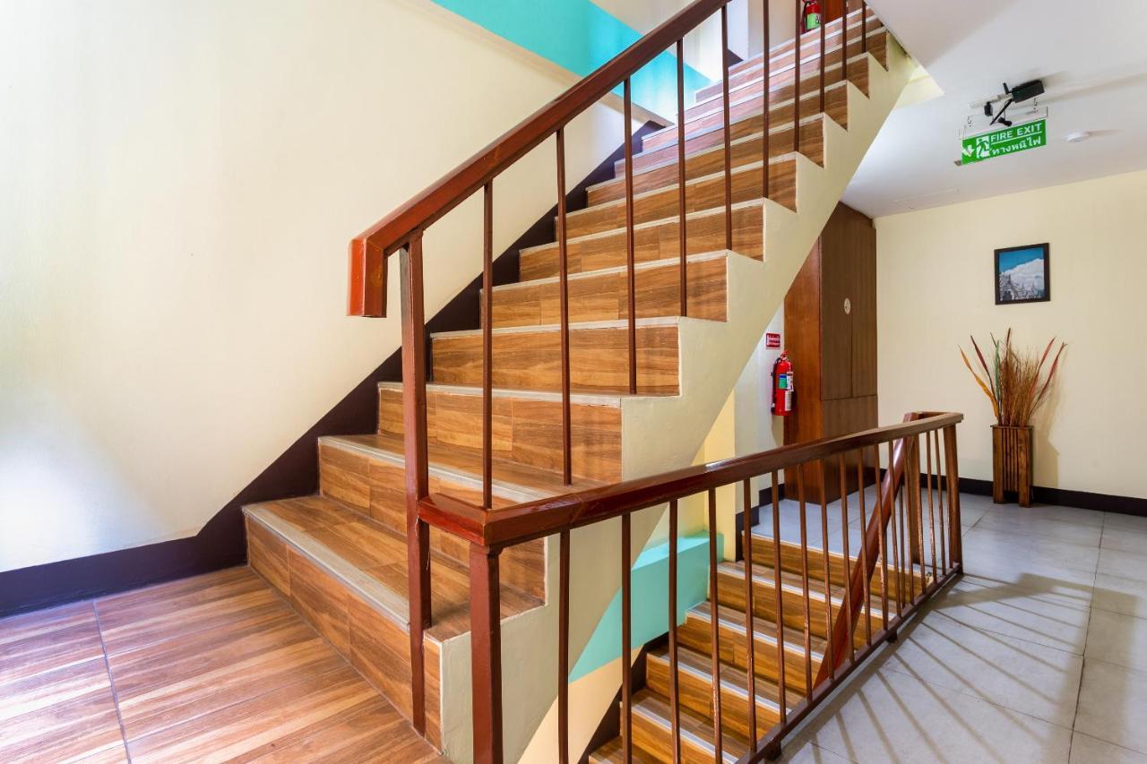 Oyo 1093 De Nawarat Chiang Mai Boutique Apartment المظهر الخارجي الصورة