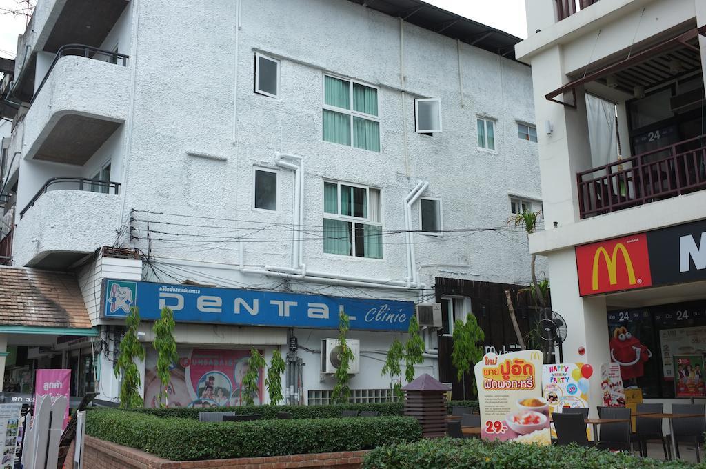 Oyo 1093 De Nawarat Chiang Mai Boutique Apartment المظهر الخارجي الصورة