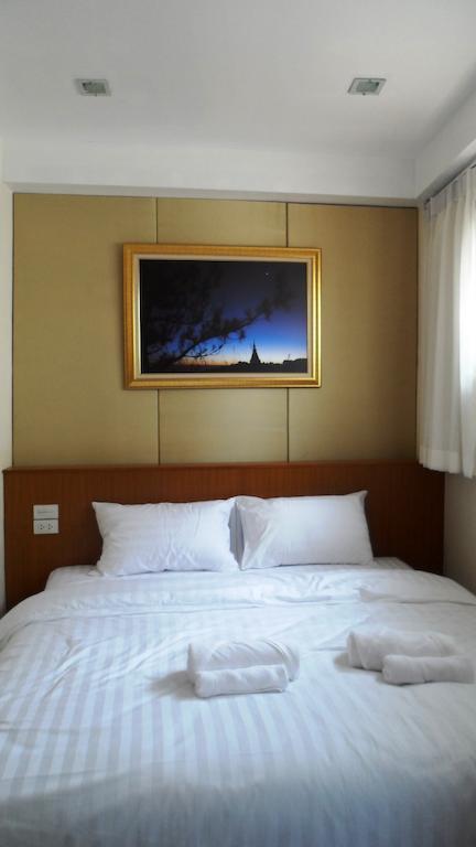 Oyo 1093 De Nawarat Chiang Mai Boutique Apartment الغرفة الصورة