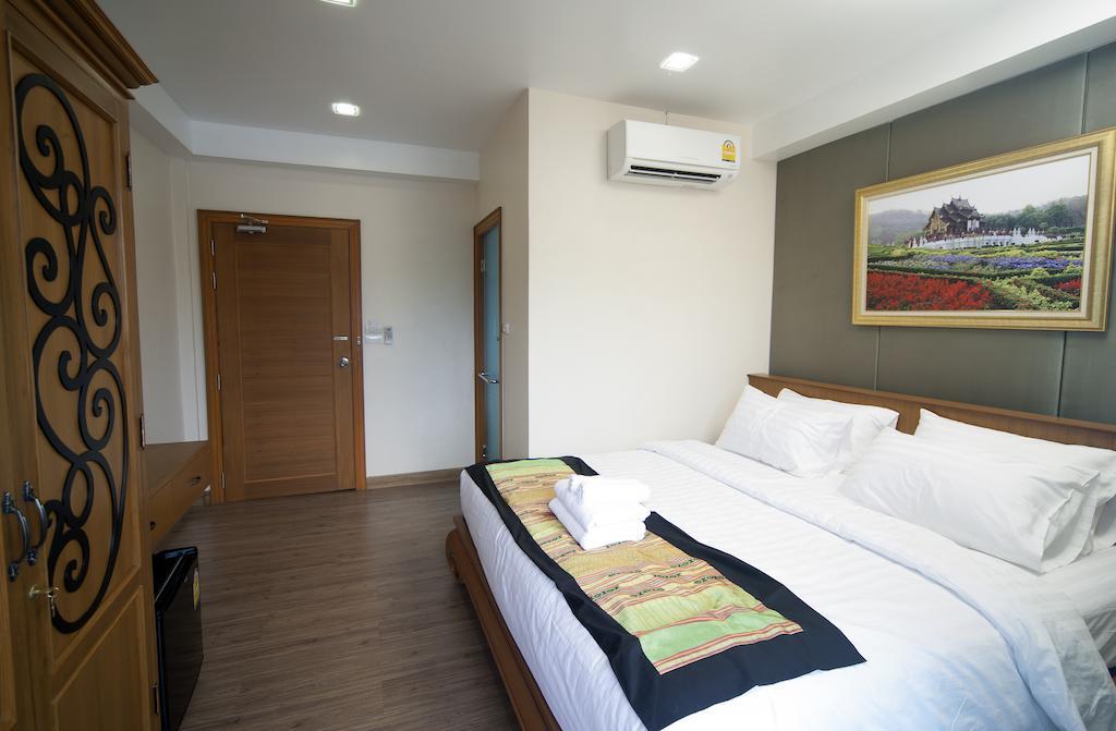 Oyo 1093 De Nawarat Chiang Mai Boutique Apartment الغرفة الصورة